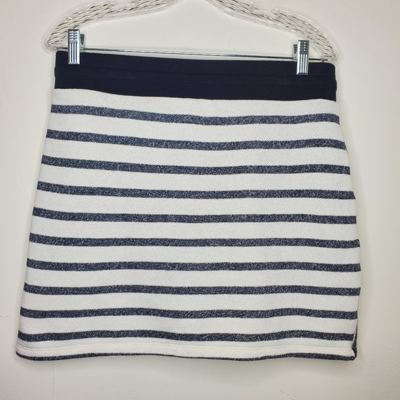 Jones New York Athletic Golf / Tennis Skort - Picture 3 of 11